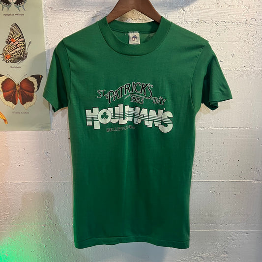 Vintage 1983 St. Patrick's Day Houlihan's T-Shirt - Size Medium - Made In USA - Single Stitch