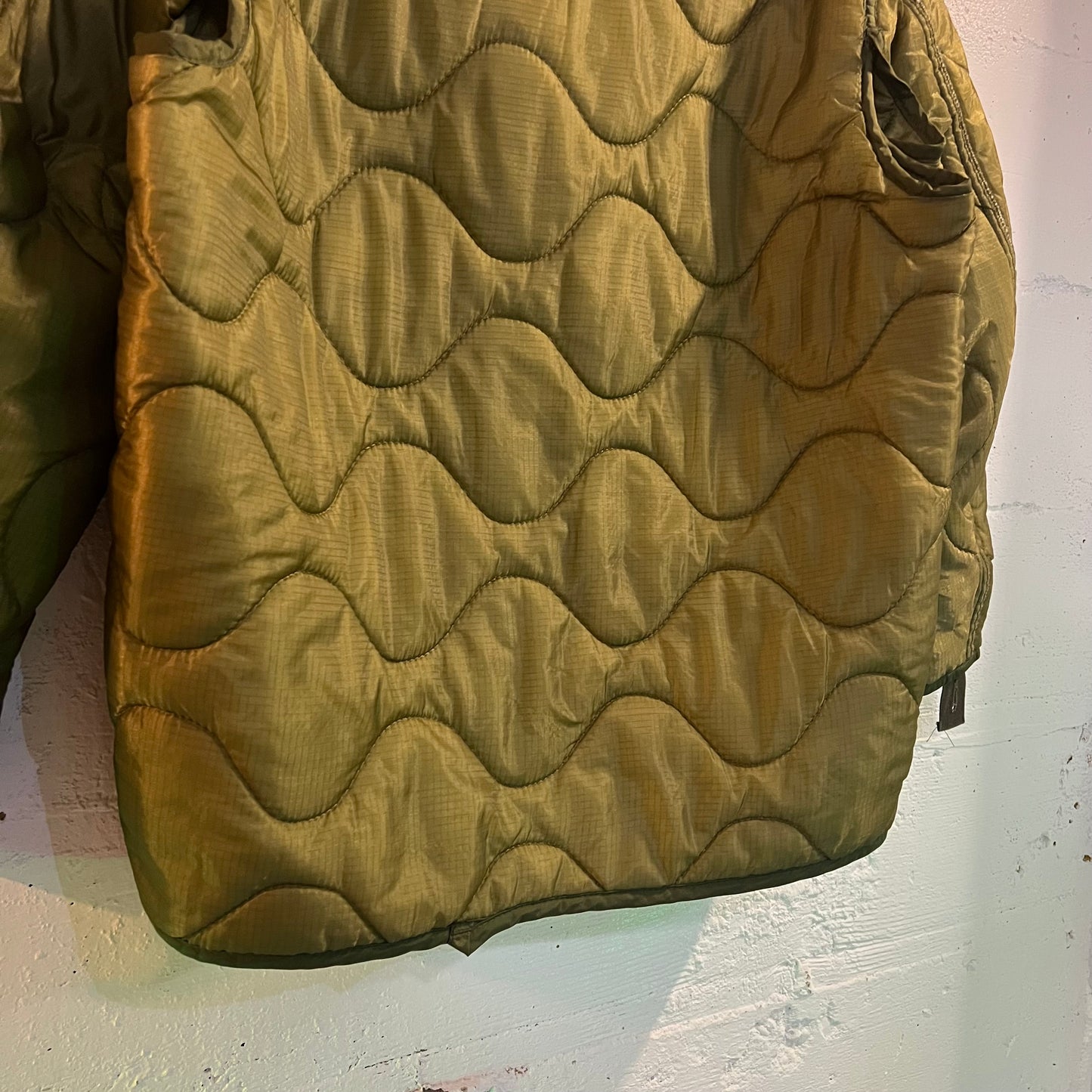 Vintage 80's U.S. Military Issue Quilted Liner Coat - Size Small - Made In USA - Olive Drab