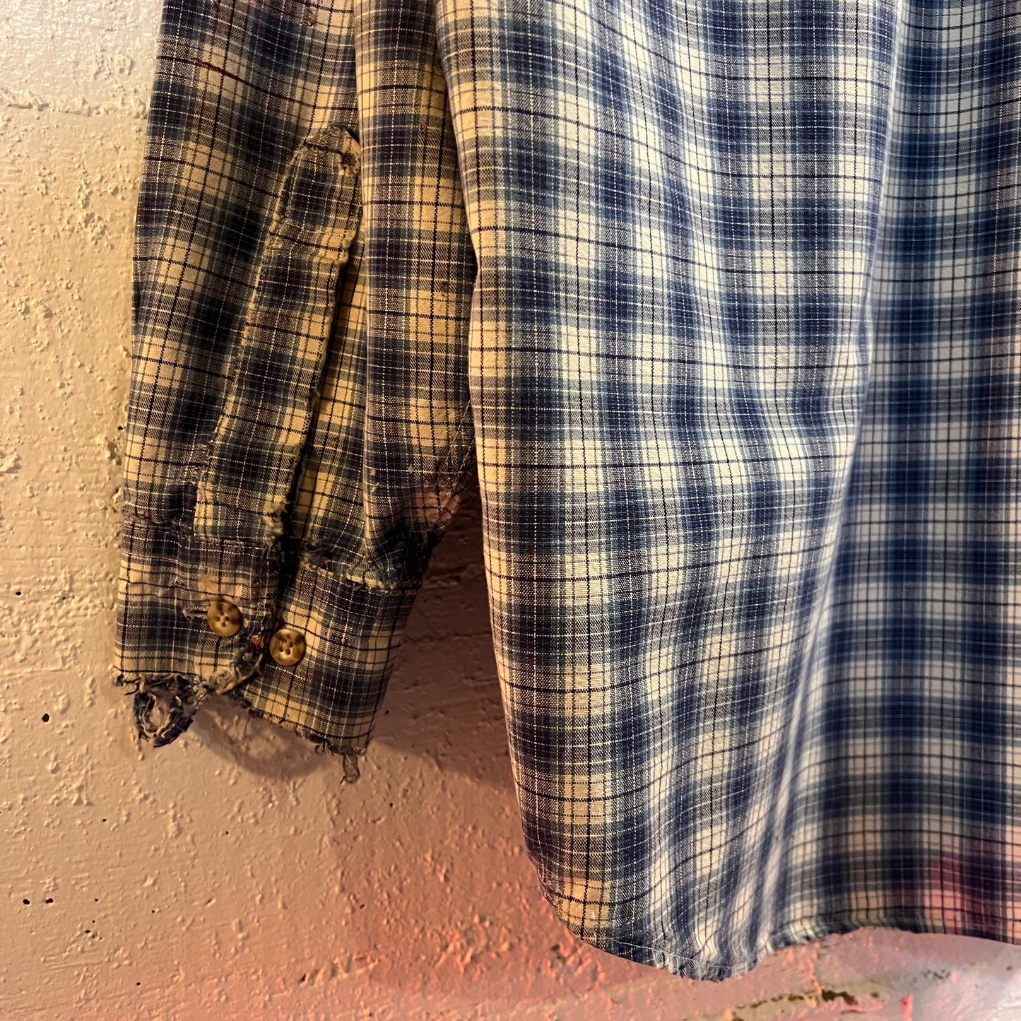 Vintage 90's Distressed Carhartt Painters Shadow Plaid Button Down Shirt - Size Medium - Union Made In USA - Blue/White