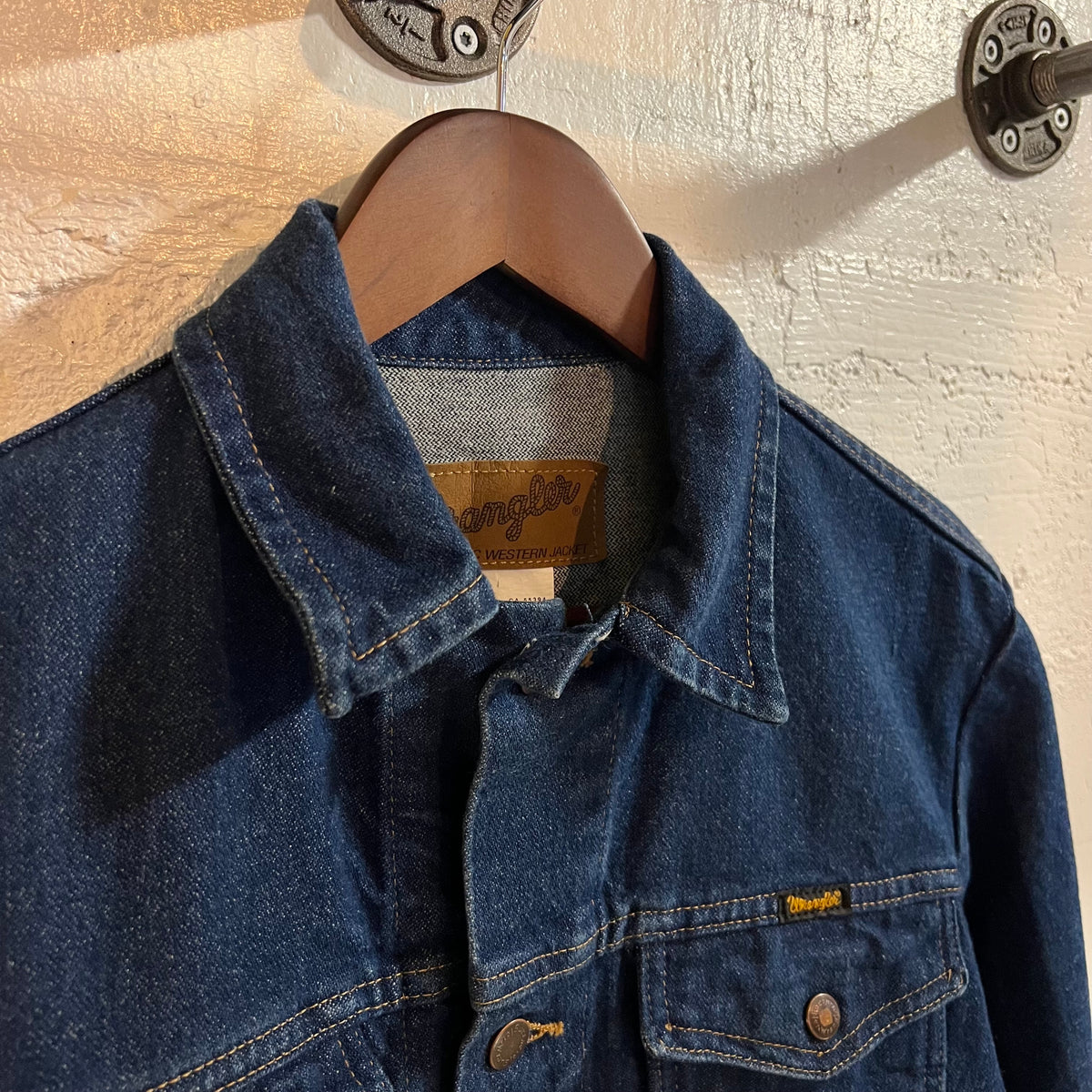 Vintage 2000’s Wrangler Cowboy Cut Unlined Denim Jacket - Size Small - Dark Wash