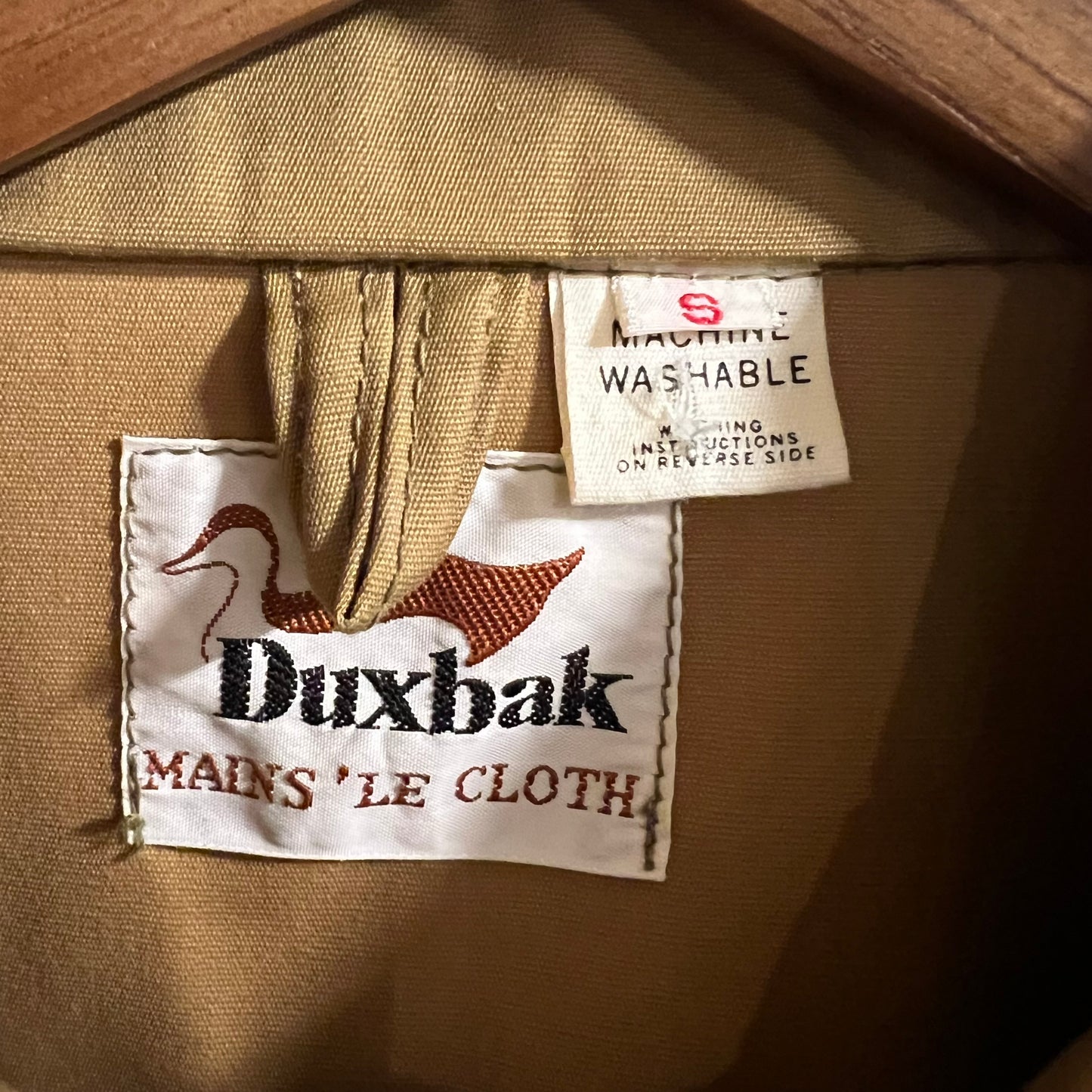 Vintage 1960's Duxbak 'Mains Le Cloth' Cotton Canvas Hunting Jacket - Size Small - Beige/Tan - Made In USA