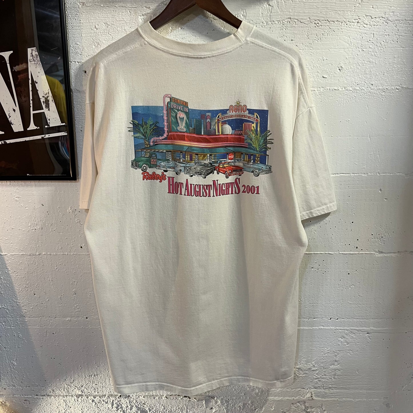 Vintage 2001 Raley’s Hot August Nights Graphic T-Shirt - Size XL - White