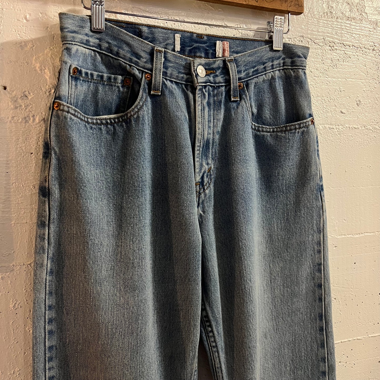 Vintage 2005 Levi's 505 Regular Straight Leg Denim Jean - Size 28"- 30" - Light Wash Indigo