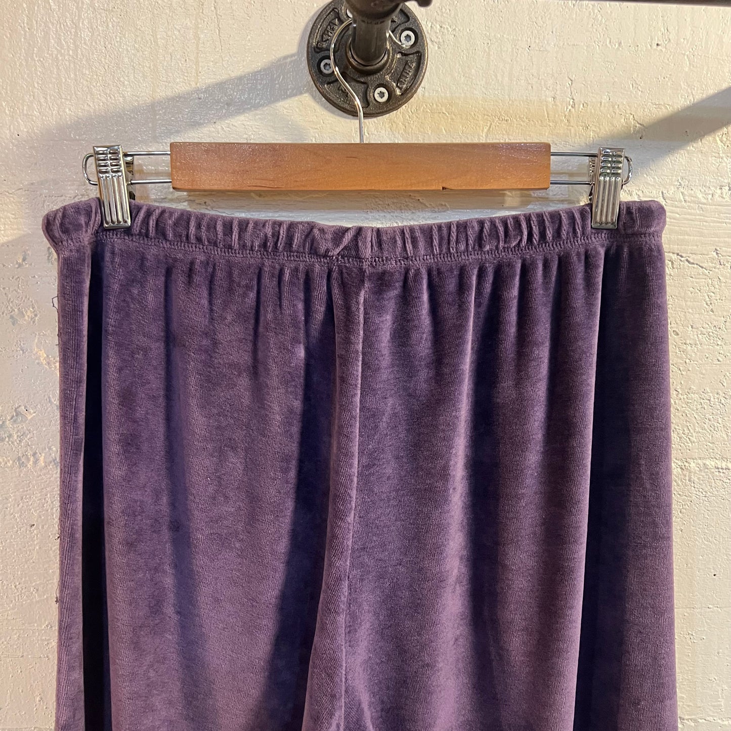 Vintage 2000's Anne Lewin Velour Flare Sweatpants - Size Medium - Purple/Lavender