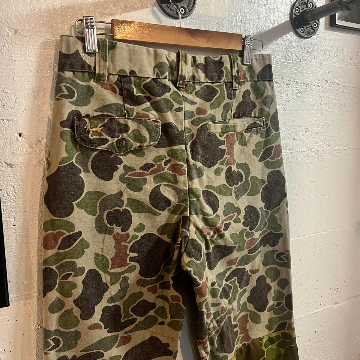 Vintage 60's/70's Duxbak Double Knee Frogskin Camouflage Hunting Pant - Size 29" x  25" - Made In USA - Olive