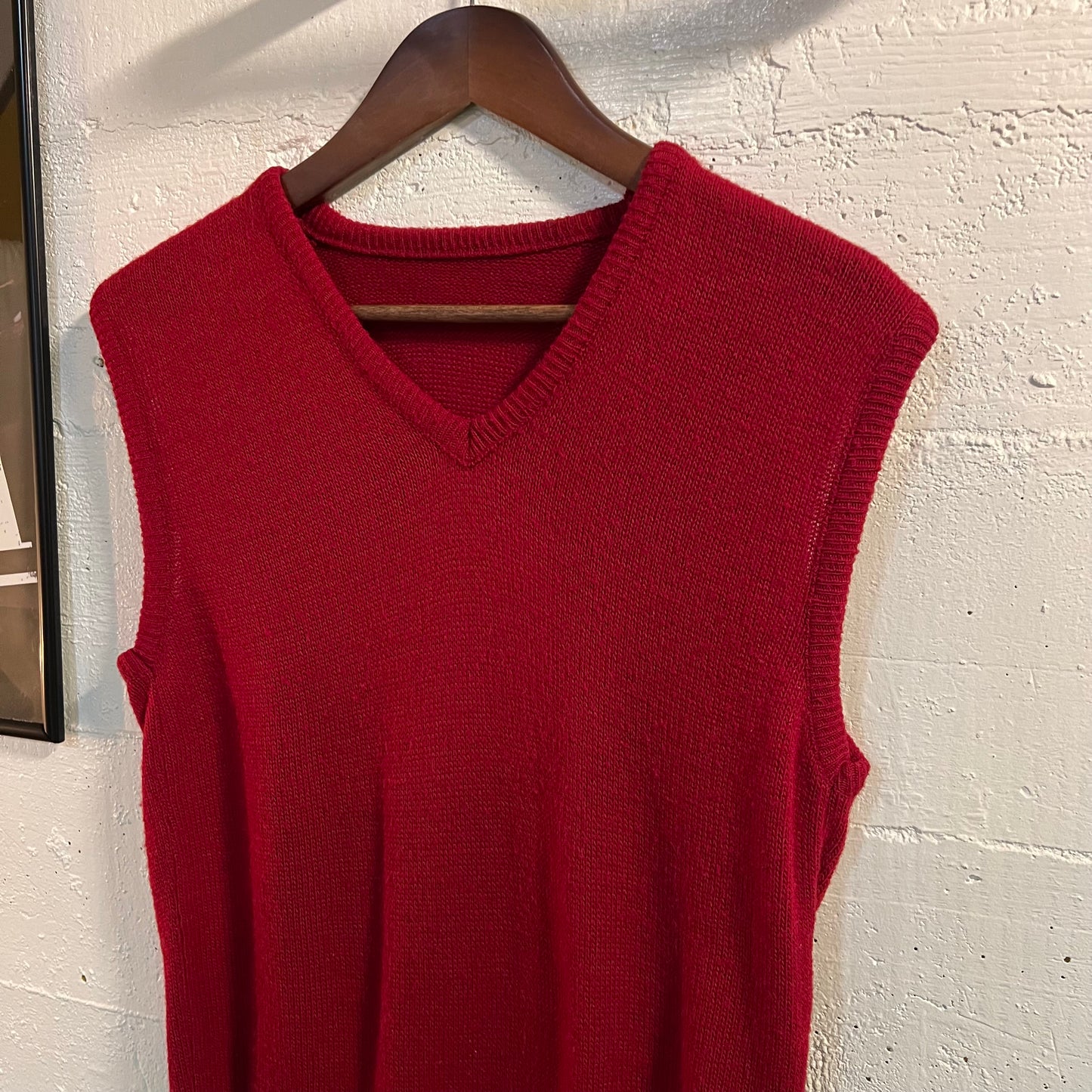 True Vintage 100% Acrylic Knitted Sweater Vest - Size Medium - Made In USA/Union Made - Red