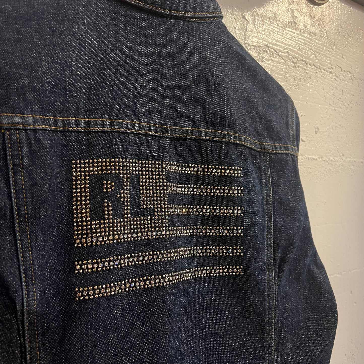 Vintage Polo Jeans Co. Ralph Lauren Rhinestone Flag Denim Trucker Jacket - Size XL - Raw Dark Indigo