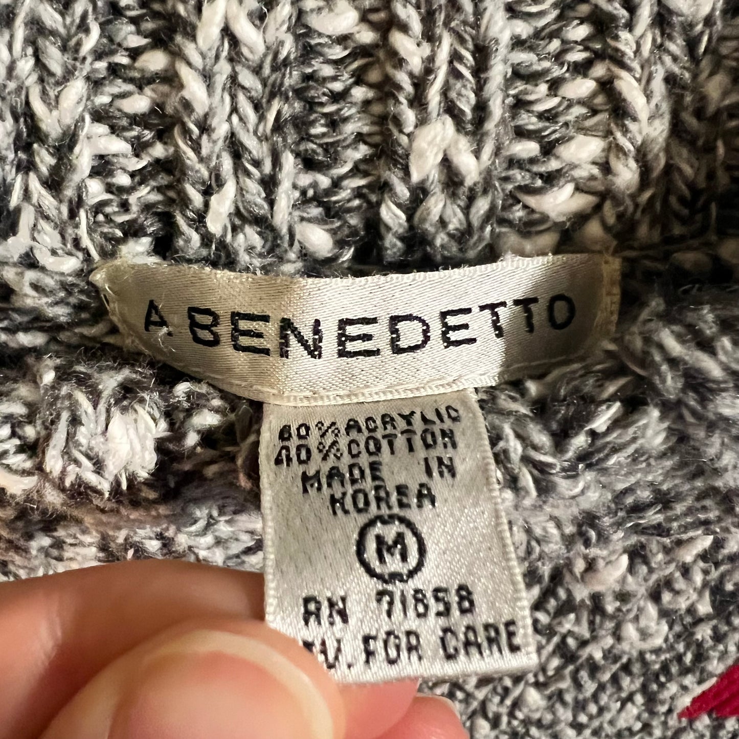 Vintage 1980's Southwestern Intarsia Pattern Knit Crewneck Sweater - Size Medium - Salt & Pepper/Multi