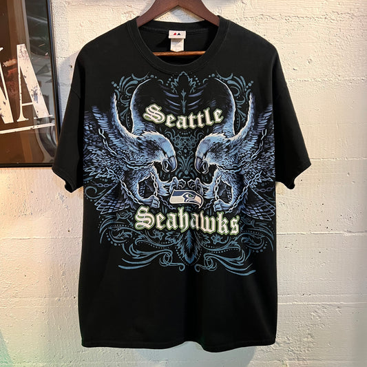 Vintage Y2K Seattle Seahawks ‘Fleur De Lis’ T-Shirt - Size XL - Black/Blue/White/Green