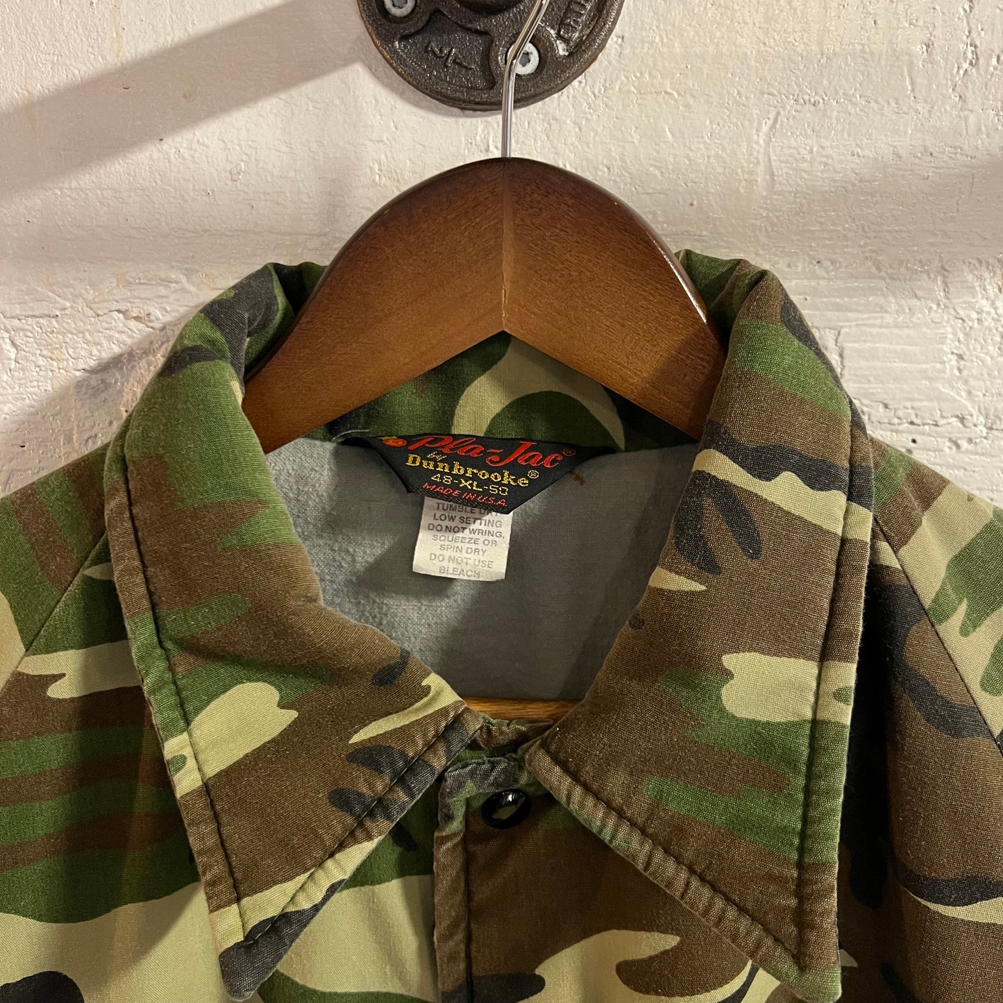 Vintage 70's/80's Pla-Jac By Dunbrooke Woodland Camo Snap Coaches Jacket - Size XL (48/50) - Made In USA - Woodland