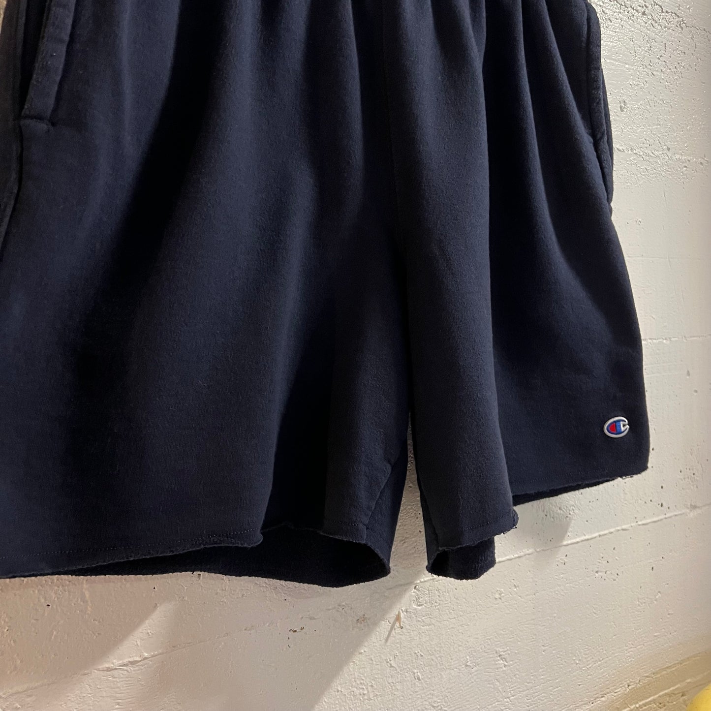 2000’s Champion Athletic Sweat Shorts - Size XL - Navy