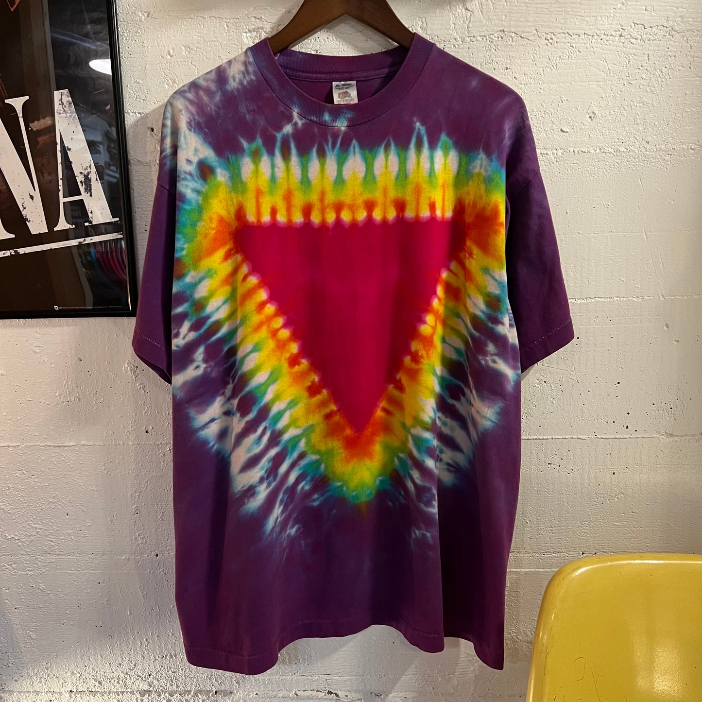Vintage 90’s Fruit Of The Loom Tie Dye Single Stitch T-Shirt - Size XL - Rainbow 🌈