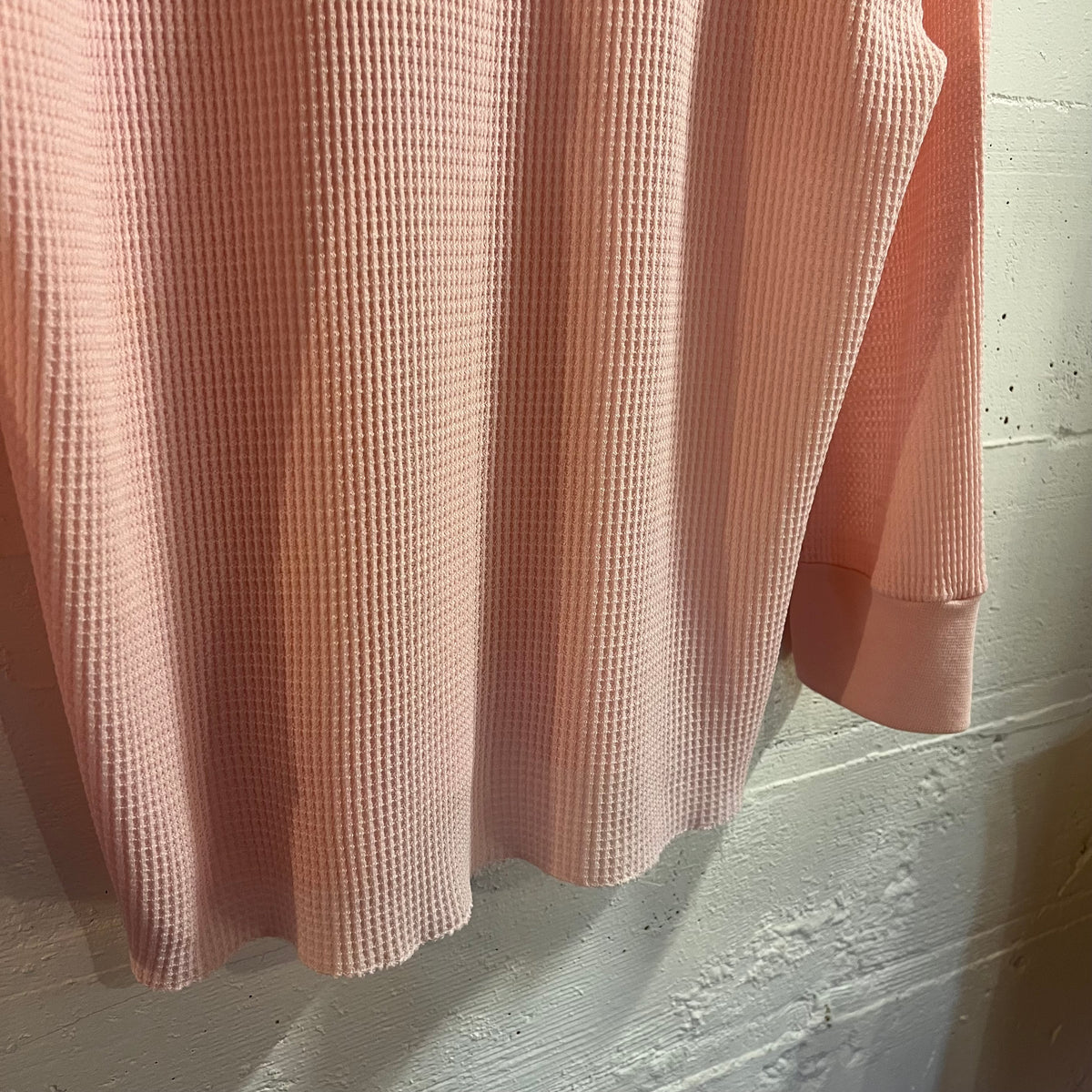 Vintage Pink Waffle Knit Thermal Shirt - Size 44/46 (XL) - Made In USA - Pink