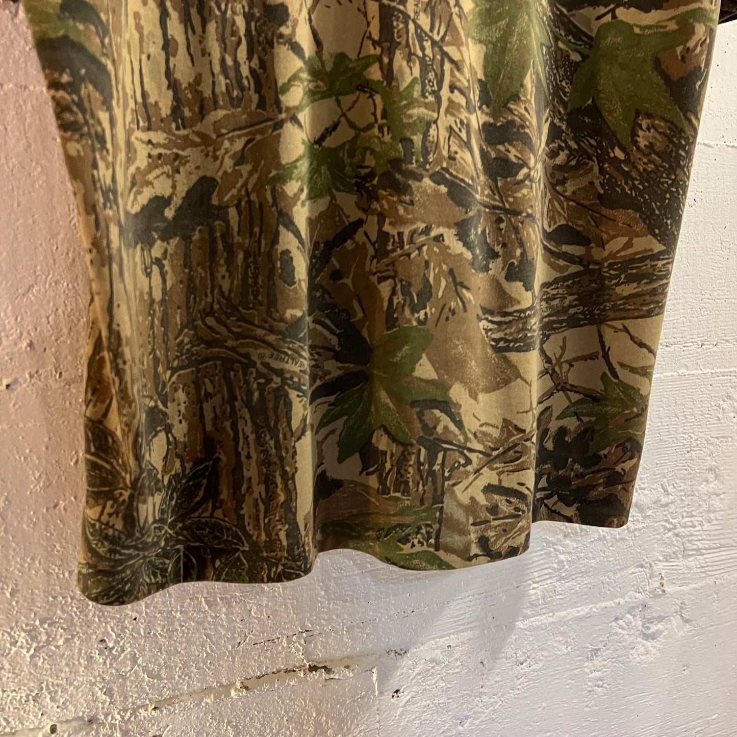 Vintage Realtree Camo Single Stitch Pocket T-Shirt - Size XL - Faded Black/Earth Toned