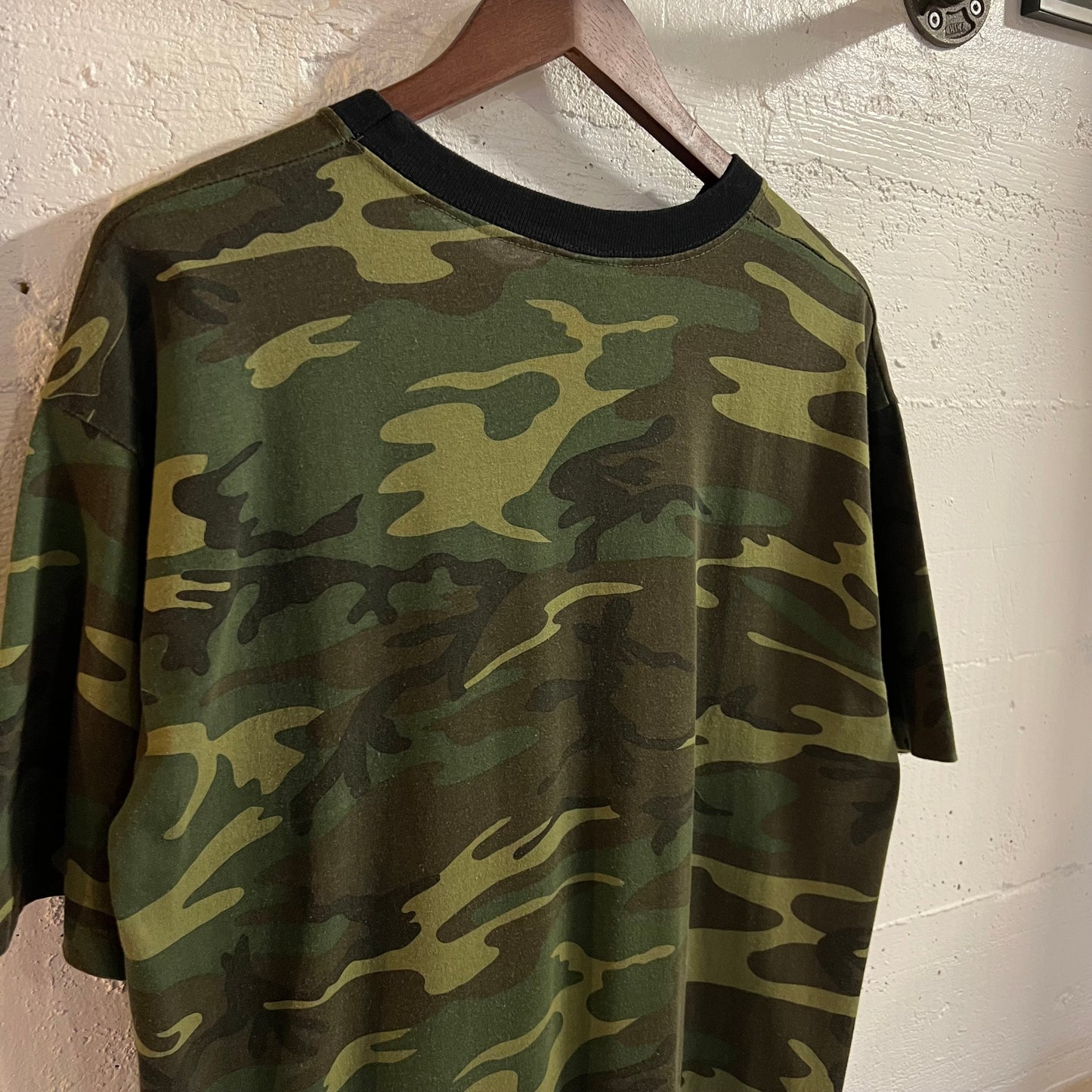 Vintage Army/Woodland Camo Single Stitch T-Shirt - Size Large - Made In USA - Earth Toned