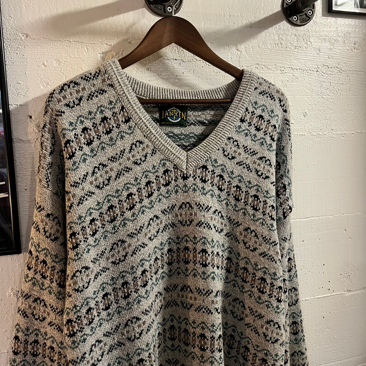 Vintage 90’s Jantzen Fair Isle Geometric Knitted V-Neck Sweater - Size Large - Made In USA - Grey/Blue/Black/Tan