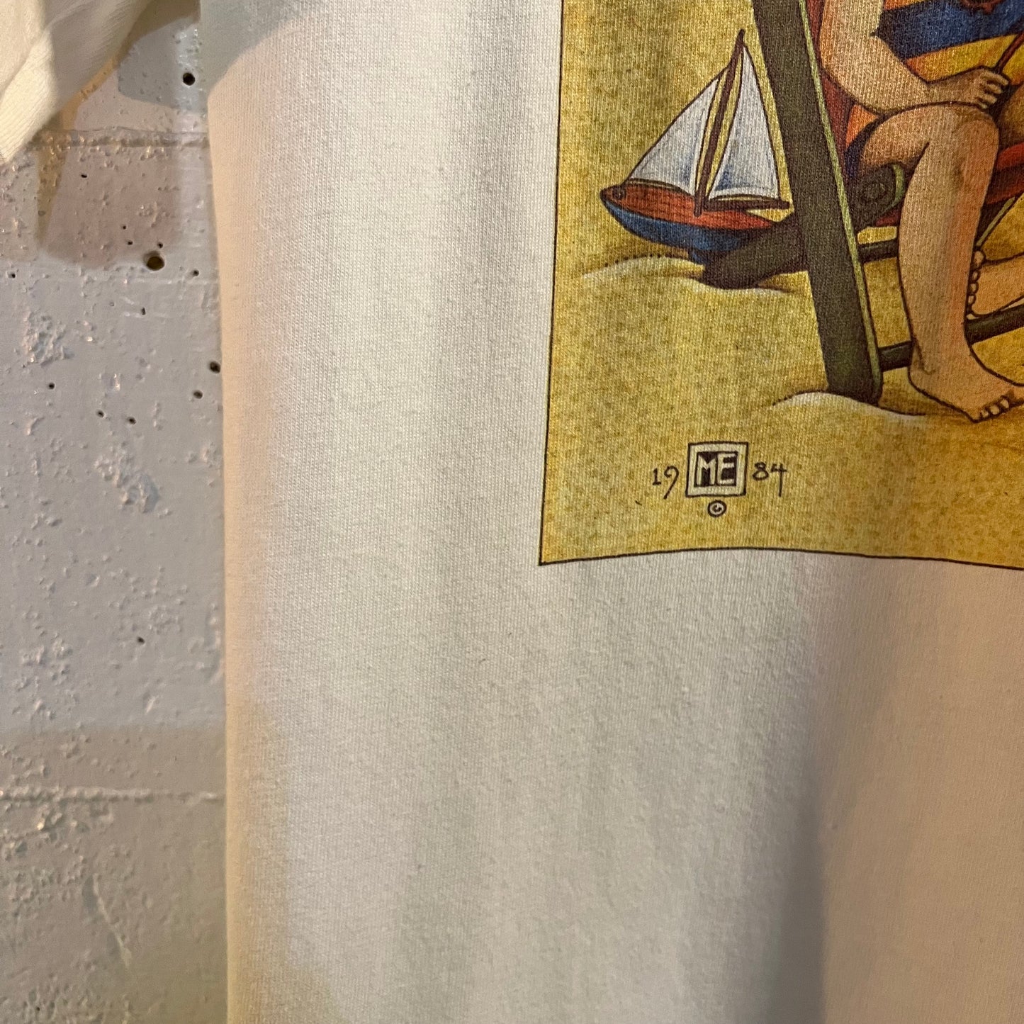 Vintage 1984 Mary Engelbreit ‘A Day At The Beach’ Single Stitch Art T-Shirt - Size Small - Made In USA - White/Multicolor