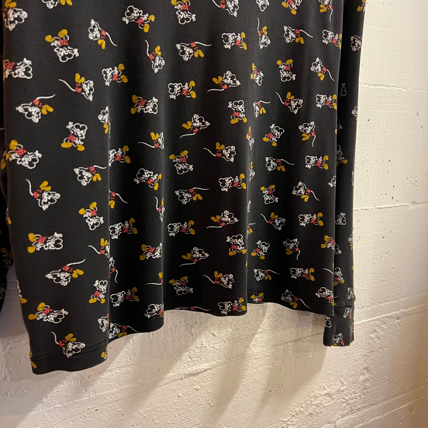 Vintage 80’s Disney Mickey Mouse All Over Print Long Sleeve Turtle Neck Shirt - Size Small - Black/White/Red/Yellow