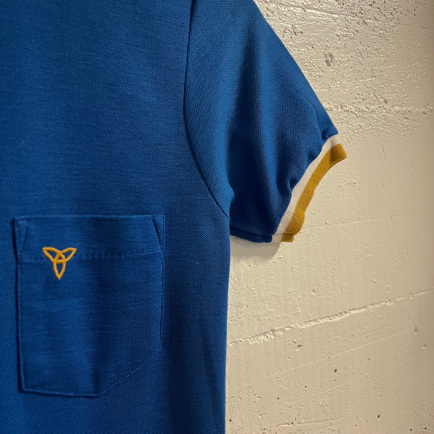 True Vintage 1960’s Penney’s Towncraft Trinity Knot Knitted Ringer Pocket Baby T-Shirt - Size XS (14) - Made In USA - Blue/White/Mustard