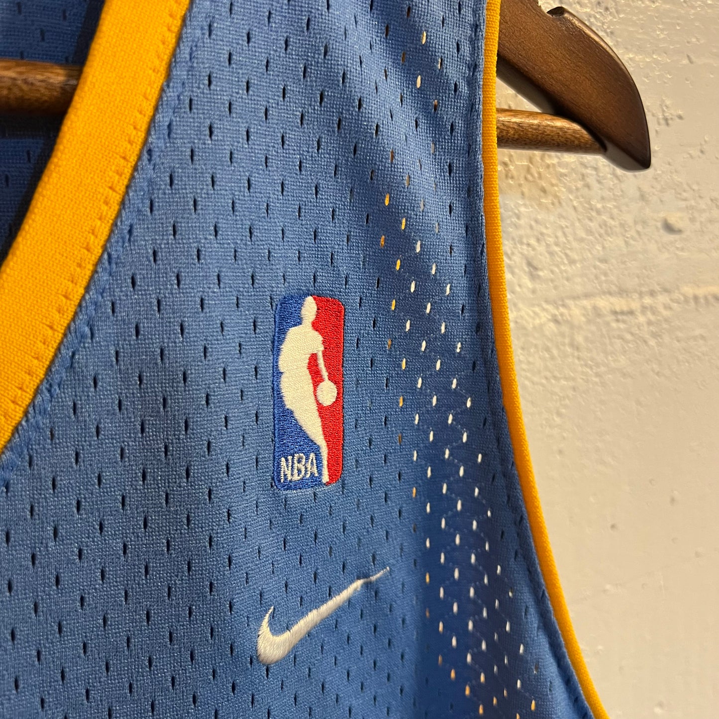 Vintage Denver Nuggets Carmelo Anthony Basketball Jersey Size Medium